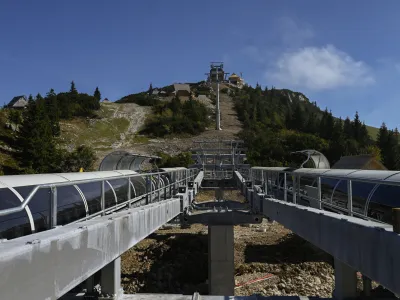 - 03.10.2023 – Velika Planina - gradnja nove sodobne šestsedežnice - //FOTO: Nik Erik Neubauer