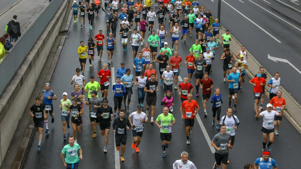 - 23.10.2022 – 26. Ljubljanski maraton 2022 - največji tekaški dogodek v Sloveniji - //FOTO: Luka Cjuha