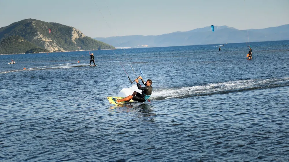 13.08.2023., Ploce - Kite surf na uscu Neretve. Photo: Emica Elvedji/PIXSELL