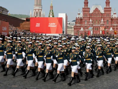 FILE PHOTO: Russian service members march during a rehearsal for a military parade marking the anniversary of the victory over Nazi Germany in World War Two in Red Square in central Moscow, Russia May 7, 2022. REUTERS/Maxim Shemetov/File Photo