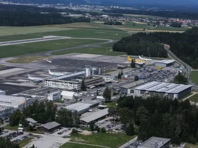 - Fraport Slovenija  - 21.06.2017  Fraport Slovenija - Letaliče Brnik - Vaja kriznega odzivanja v primeru letalske nesreče Zlomljeno krilo 2017 -  //FOTO: Jaka Gasar