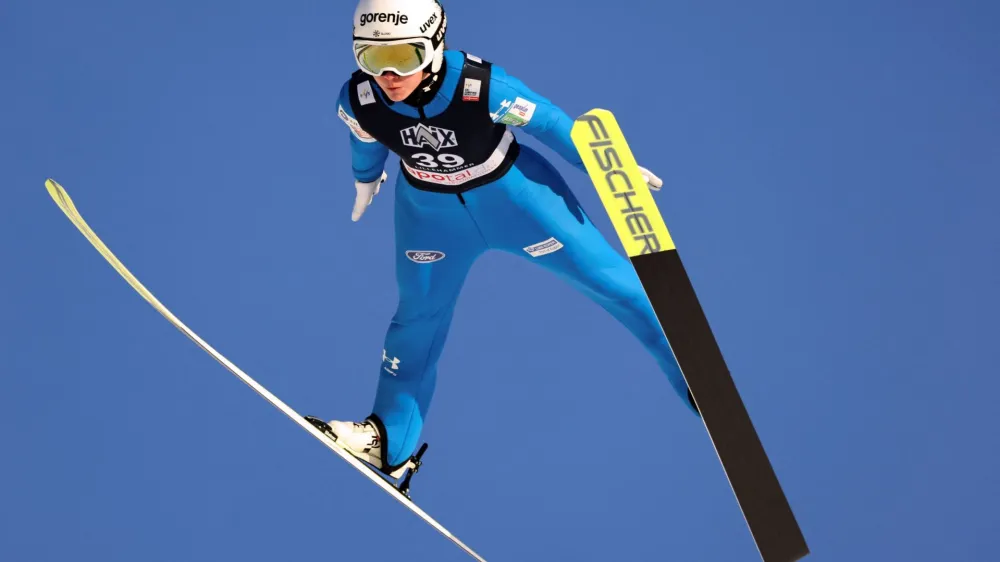 Ski Jumping - FIS Ski Jumping World Cup - Lillehammer, Norway - December 2, 2023 Slovenia's Erna Klinec in action during the women's normal hill HS98 Geir Olsen/NTB via REUTERS ATTENTION EDITORS - THIS IMAGE WAS PROVIDED BY A THIRD PARTY. NORWAY OUT. NO COMMERCIAL OR EDITORIAL SALES IN NORWAY.