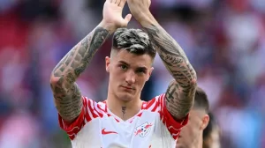 Soccer Football - Bundesliga - RB Leipzig v VfL Wolfsburg - Red Bull Arena, Leipzig, Germany - April 13, 2024 RB Leipzig's Benjamin Sesko celebrates after the match REUTERS/Annegret Hilse DFL REGULATIONS PROHIBIT ANY USE OF PHOTOGRAPHS AS IMAGE SEQUENCES AND/OR QUASI-VIDEO.