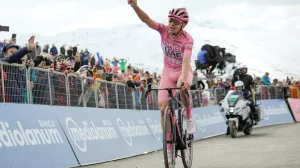 19 May 2024, Italy, Manerba del Garda: Slovenian cyclist Tadej Pogacar of Team UAE Emirates celebrates as he crosses the finish line to win the 15th stage of the 107th Giro d'Italia cycling race, 222km between Manerba del Garda and Mottolino. Photo: Marco Alpozzi/LaPresse via ZUMA Press/dpa