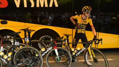 Denmark's Jonas Vingegaard before the starting the thirteen stage of La Vuelta cycling race between Pamplona and Lekunberri, 158,5 km (98.4 miles) in Pamplona, northern Spain, Sunday Sept. 10, 2023. (AP Photo/Alvaro Barrientos)