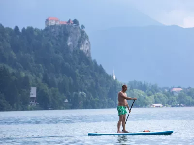 ﻿- 13.07.2016 - Reportaža o Bledu - Blejsko jezero - turizem - sup - ..//FOTO: Maja Marko