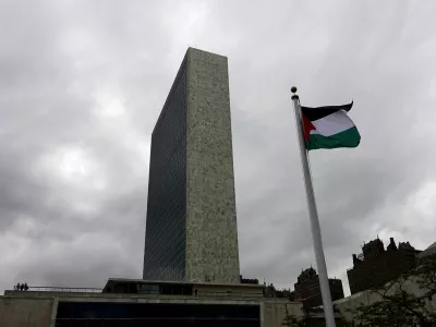 ﻿The Palestinian flag flies after being raised by Palestinian President Mahmoud Abbas in a ceremony at the United Nations General Assembly at the United Nations in Manhattan, New York September 30, 2015. Even though Palestine is not a member of the United Nations, the General Assembly adopted a Palestinian-drafted resolution that permits non-member observer states to fly their flags alongside those of full member states. REUTERS/Eduardo Munoz