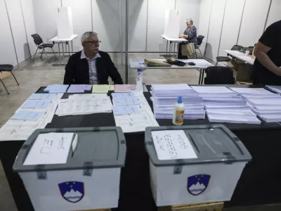 - 04.06.2024 - predčasne volitve in referendum - Gospodarsko razstavišče //FOTO: Jaka Gasar