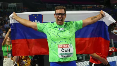 Athletics - European Athletics Championships - Stadio Olimpico, Rome, Italy - June 7, 2024 Slovenia's Kristjan Ceh celebrates after winning the men's discus throw final REUTERS/Kai Pfaffenbach