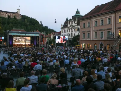 - 20.06.2018 - Gala koncert Poletna noč na Kongresnem trgu, posvečen obletnici nacionalne radiotelevizije, v katerem RTV Slovenija obeleuje 90 let radijskega in 60 let televizijskega oddajanja. //FOTO: Luka Cjuha.