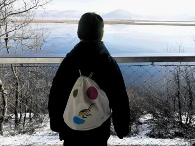 Iz opazovalnic na poti je neverjeten razgled na Cerkniško jezero.