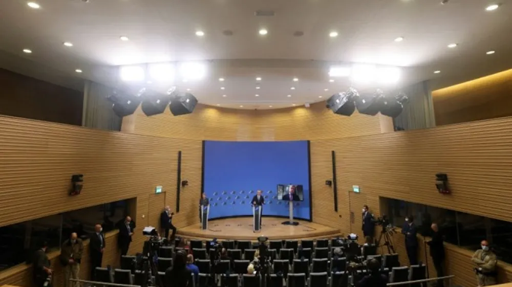 Gre za sploh prvo namestitev teh sil z namenom skupne obrambe, je povedal generalni sekretar zavezni&scaron;tva Jens Stoltenberg.
