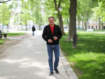 - 18.05.2020 - Zoran Janković, ekonomist, poslovne in politik - ljubljanski upan od 2006  2011 in od 25. marca 2012 dalje, ustanovitelj in predsednik stranke Pozitivna Slovenija  //FOTO: Bojan VelikonjaOPOMBA: REPORTAA ZA OBJEKTIV 2020