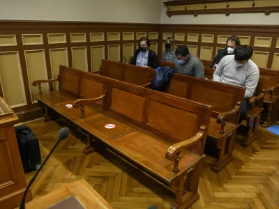 Primoža Ulage včeraj ni bilo na sodišče. Sodnik je moral zato začetek sojenja znova prestaviti, in sicer na sredo aprila.
Foto: Luka Cjuha