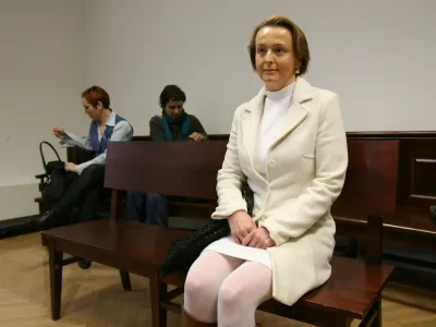 Prvo sojenje se je za &Scaron;pelo Peternel iz&scaron;lo dobro. Na drugem se ni pojavila.