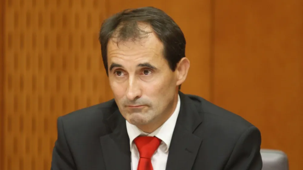 Janez Kopač, generalni direktor direktorata za energijo na ministrstvu za gospodarstvo <br><br><br>- 36. seja odbora DZ za gospodarstvo, na kateri so obravnavali poročilo o projektu izgradnje bloka 6 TE in osnutek Nacionalnega energetskega programa Slovenije za obdobje 2010 do 2030<br><br><br>//FOTO: Luka Cjuha