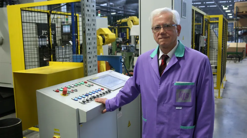 Generalni direktor zlate gazele KLS Ljubno Bogomir Strašek F Tomaž Skale