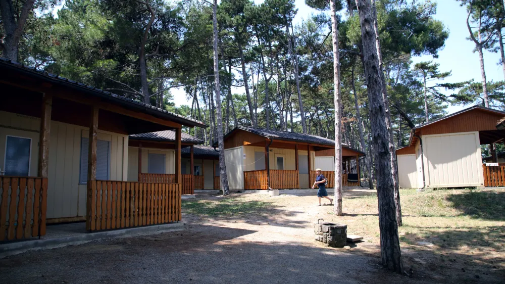 Debeli rtic, 22.04.2018pocitniöki dom RS MNZ, ministrstva za notranje zadeve kamor naj bi namestili begunce iz Itakije, begunci