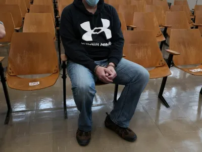 Andrej Vrščaj je v svojem pisnem zagovoru govoril o blodnjah, umora Vinka Pekliča pa ne prizna.