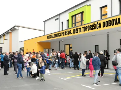 V novem vrtcu Najdihojca v Dobovi je na voljo pet igralnic. F Občina Brežice
