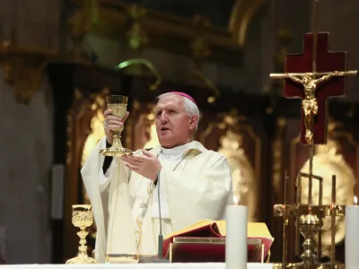 predsednik SK in ljubljanski nadkof metropolit msgr. Stanislav Zore- 26.11.2018  Slovenska kofovska konferenca (SK) - plenarna seja - poleg slovenskih kofov so se udeleili tudi delegati iz sosednjih kofovskih konferenc - maa //FOTO: Luka Cjuha.