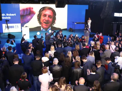 Volilni &scaron;tab Gibanje SVOBODA<br>predsednik Gibanja Svoboda dr. Robert Golob<br><br>- 24.04.2022 &ndash; Parlamentarne volitve 2022 - Volitve devetega sklica Državnega zbora Republike Slovenije - druge redne državnozborske volitve po letu 2008 <br><br><br>//FOTO: Luka Cjuha