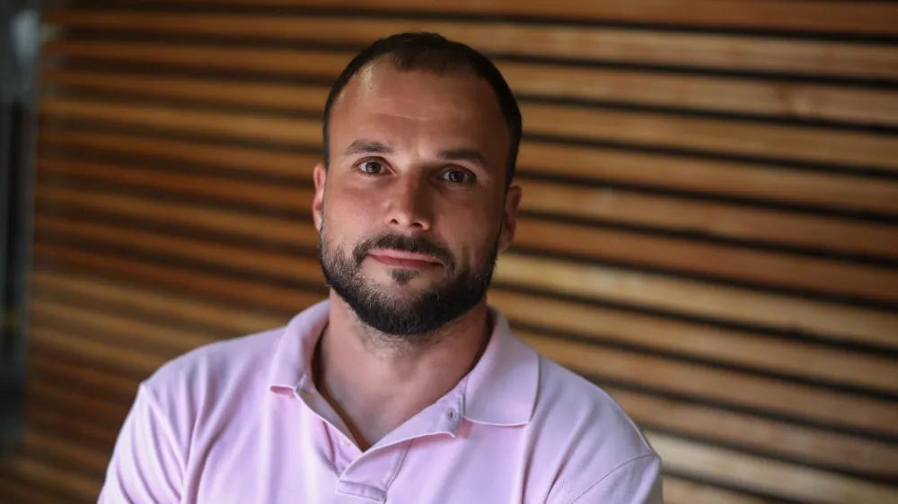 Uro&scaron; Zorman<br><br>- 22.06.2020 - druženje z nekdanjim rokometa&scaron;em Uro&scaron;em Zormanom in pogovor o njegovi biografiji Tako, kot sem rekel<br><br>//FOTO: Luka Cjuha