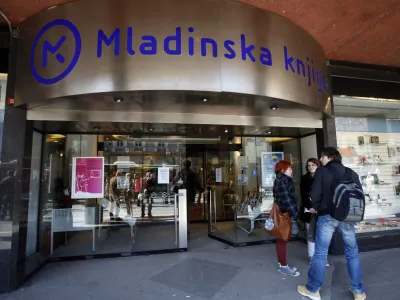 Knjigarna Konzorcij - Mladinska knjiga (MK), Slovenska cesta 29.    //FOTO: Luka Cjuha