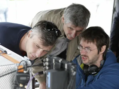 Snemanje filma Inventura direktor fotografije Marko Brdar, igralec Radoš Benčina, režiser Darko Sinko