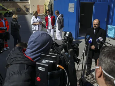 generalni direktor Univerzitetnega kliničnega centra (UKC) Ljubljana Janez Poklukar- 02.04.2020  Univerzitetni klinični center UKC  Ljubljanska urgenca - nova vstopna točka za bolnike s sumom na koronavirus covid-19 FOTO:Jaka Gasar