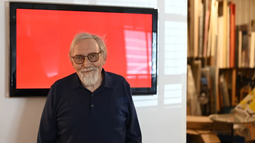 Dr. Tomaž Brejc: Pisal bom, dokler bom živel, gledal, mislil. V Portorožu imam vrt in knjižnico, kitajski modreci temu rečejo sreča. Foto: Nik Erik Neubauer