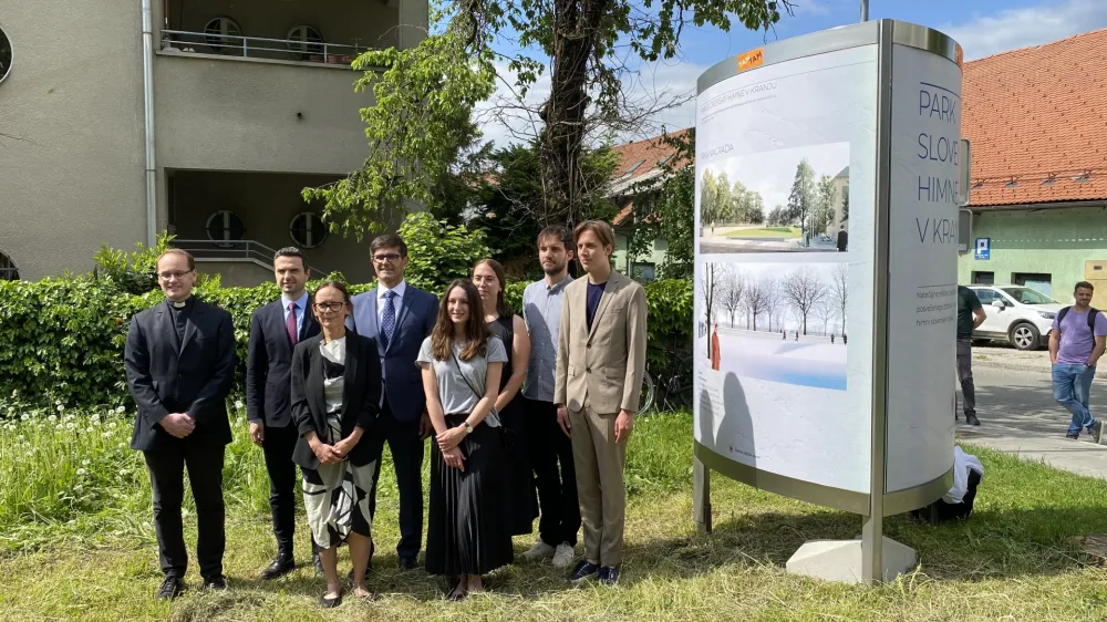 Najbolj&scaron;o idejno re&scaron;itev, po kateri bodo v Kranju uredili Park slovenske himne, so prispevali mladi arhitekti biroja a2o2 arhitekti.
