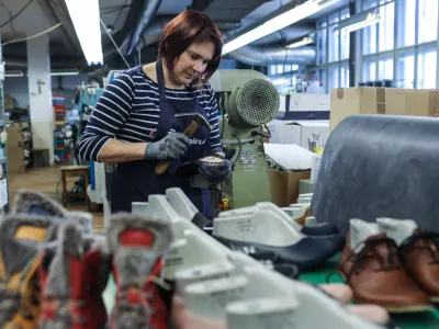 - 29.01.2019 – Podjetje ALPINA, tovarna obutve – proizvodnja, Strojarska ulica 2, Žiri //FOTO: Jaka Gasar