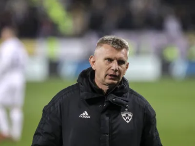Maribor je po treh sušnih letih znova državni prvak, vendar je pred Radovanom Karanovićem velik izziv &ndash; biti uspešen tudi v Evropi.