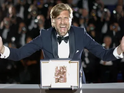 Ruben Östlund se je z letošnjo zlato palmo vpisal na prestižni seznam osmih režiserjev, ki so to nagrado dobili po dvakrat. Foto: Reuters