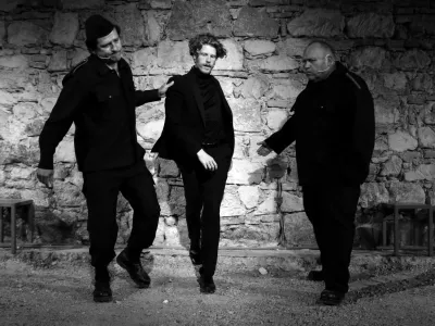 Zupana igra Borut Doljšak, ki ima podobne izkušnje že iz predstave In stoletje bo zardelo. Primer Kocbek.