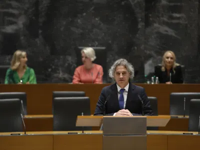 Predsednik vlade Robert Golob25.05.2022 - izredna seja DZ, na kateri bodo glasovali o kandidatu za mandatarja Robertu GolobuFoto Luka Cjuha