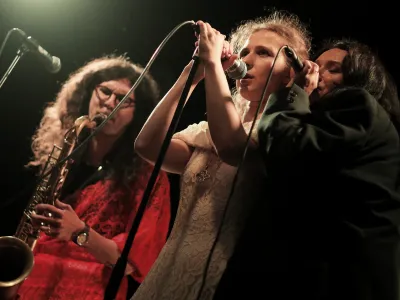 Ljubljana, Letni vrt Gala hale.<br>V sklopu festivala Lezbicna cetrt koncert ruske zasedbe Pussy Riot.