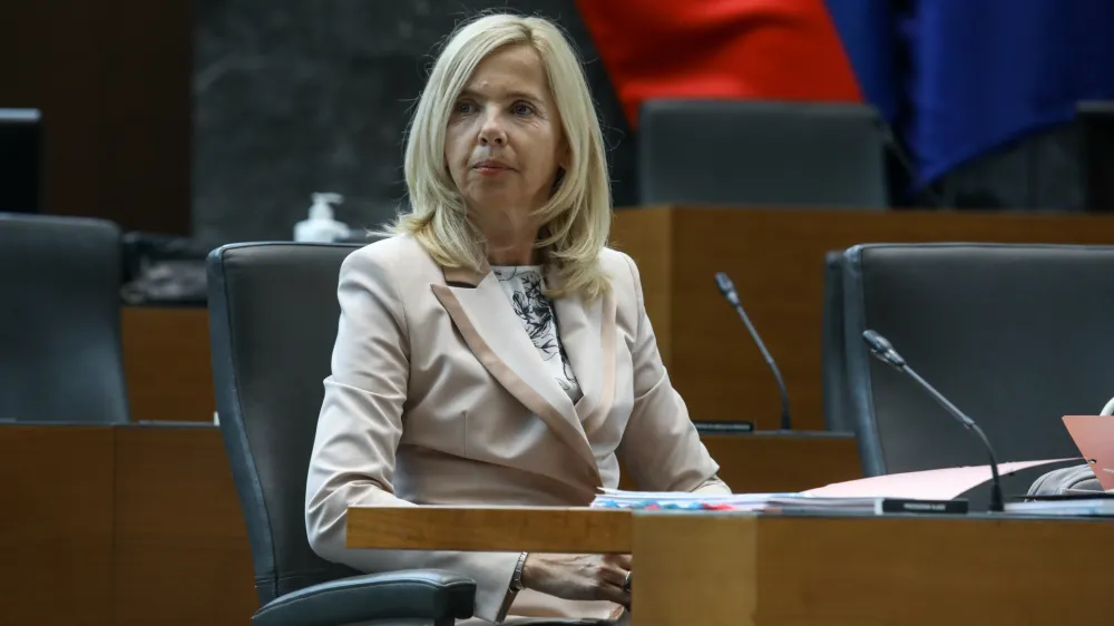 Tatjana Bobnar - 30.05.2022 - predstavitev kandidatke za ministrico za notranje zadeve Tatjane Bobnar pred odborom DZ za notranje zadeve, javno upravo in lokalno samoupravo  //FOTO: Luka Cjuha