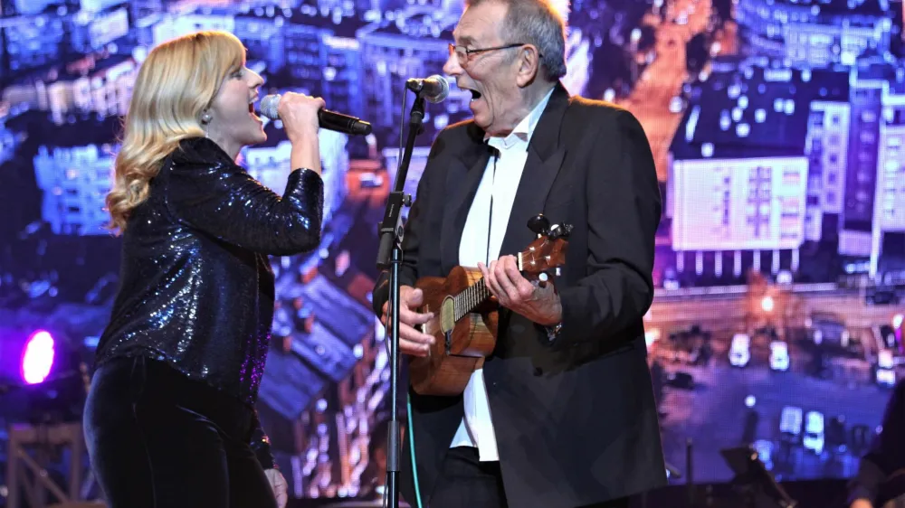 Novi fosili bodo po daljšem času ta konec tedna kar dvakrat nastopili v Sloveniji. 