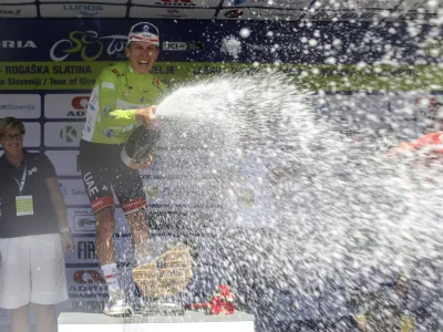 Tadej Pogačar se je veselil zmage na dirki po Sloveniji in z dvignjeno glavo pogleduje proti glavnemu cilju sezone. Foto: Jaka Gasar