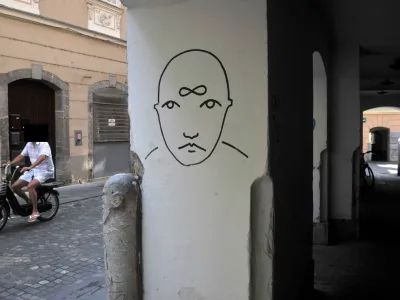 - ilustrativna fotografija <br><br> beg moganov,meditacija,razsvetljenje,miljenje,razmiljanje,moped<br><br> <br><br>//FOTO: Toma Zajelnik