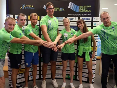- 04.07.2022 – Atletska zveza Slovenije (AZS) – atletska reprezentanca pred odhodom na 18. svetovno prvenstvo na prostem v Oregon, atleti//FOTO: Tomaž Skale