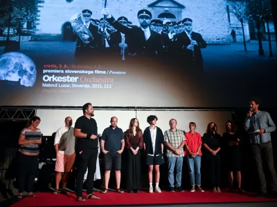 Na ljubljanski premieri filma Orkester se je predstavila tudu del filmske ekipe. Igralec Gregor Zorc je ob tem poudarili predvsem dobro vzdu&scaron;je v ekipi, to pa se je s platna nenazadnje preneslo tudi na filmsko občinstvo. F Nik Erik Neubauer