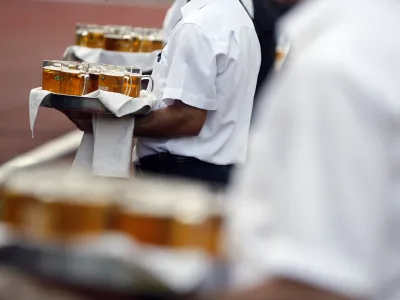 - ilustrativna fotografija - pivo Lako- 49. Skoz čez koo Velenje 2012 - tradicionalna prireditev ob dnevu rudarjev - //FOTO: Bojan Velikonja