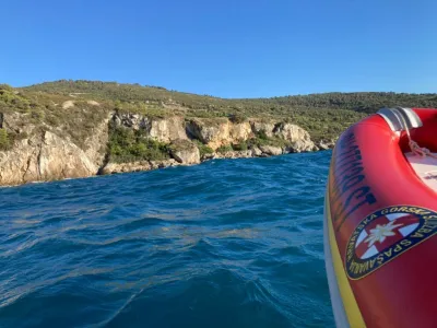 16-letnega potapljača so iskali tudi hrvaški gorski reševalci. Na žalost so ga našli mrtvega.&nbsp;