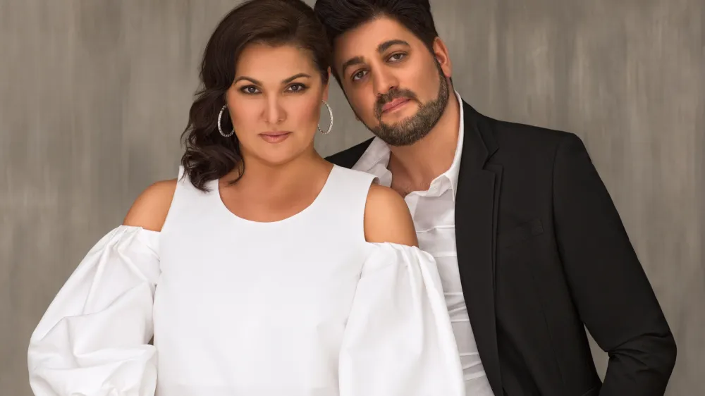  Operni duo mezzosopranistka Ana Netrebko in tenorist Jusif Ejvazov tretjič skupaj prihajata na ljubljanski poletni festival. F Vladimir Širokov 