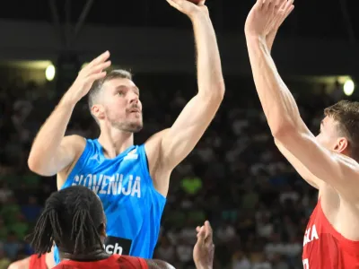 Maribor  - Avtor Igor Napast<br>slovenija - hrvaška