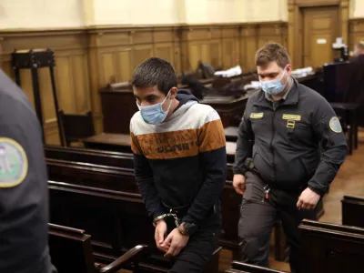 Marko Belcl, Marjan Brajdič, Mihael Grm, Marjan Grm - 15.02.2022 - sojenje Marku Belclu, Marjanu Brajdiču, Mihaelu Grmu in Marjanu Grmu za brutalni umor 77-letnega Slavca Knaflja marca 2021, ki je ivel v gozdu pri Zgornjih Duplicah v okolici Grosupljega//FOTO: Toma Skale