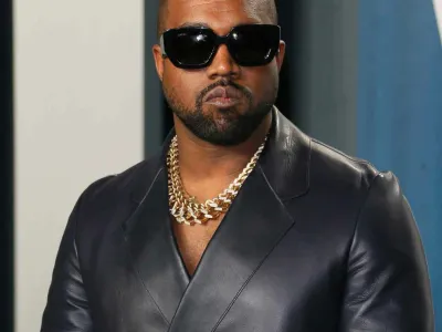 Kreativnemu direktorju Alasdhairju Willisu: S tvojim tastom sem snemal pesmi (poročen je s Stello McCartney in je tako svak Paula McCartneyja, op. a.). Kako lahko opazuješ Adidas, ki takšne stvari počne kolegu kreativcu in mi ne rečeš ničesar, me niti ne pokličeš? Zakaj moram to početi javno?'' je jezno zapisal Kanye in izpostavil težavo. 